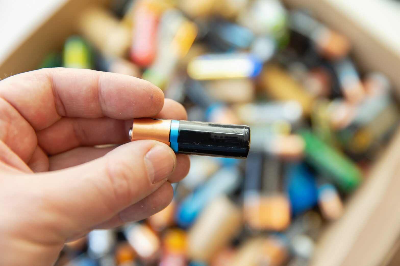 Position statement: Recovering the critical raw materials in batteries